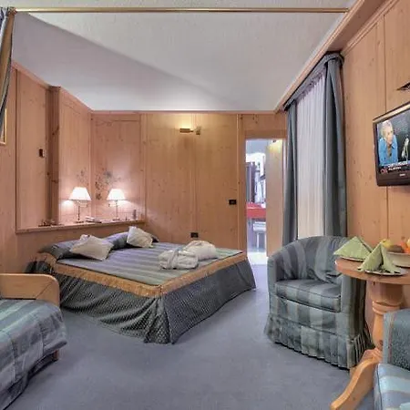 Hotel Caminetto 4*